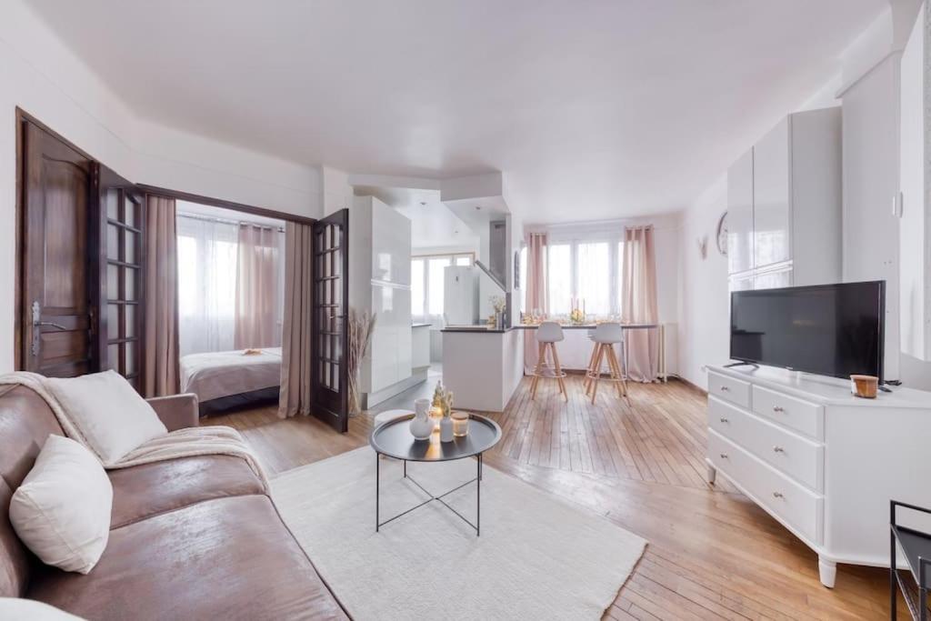 Le Versaillais Gare/chateau/wifi/netflix Apartment *