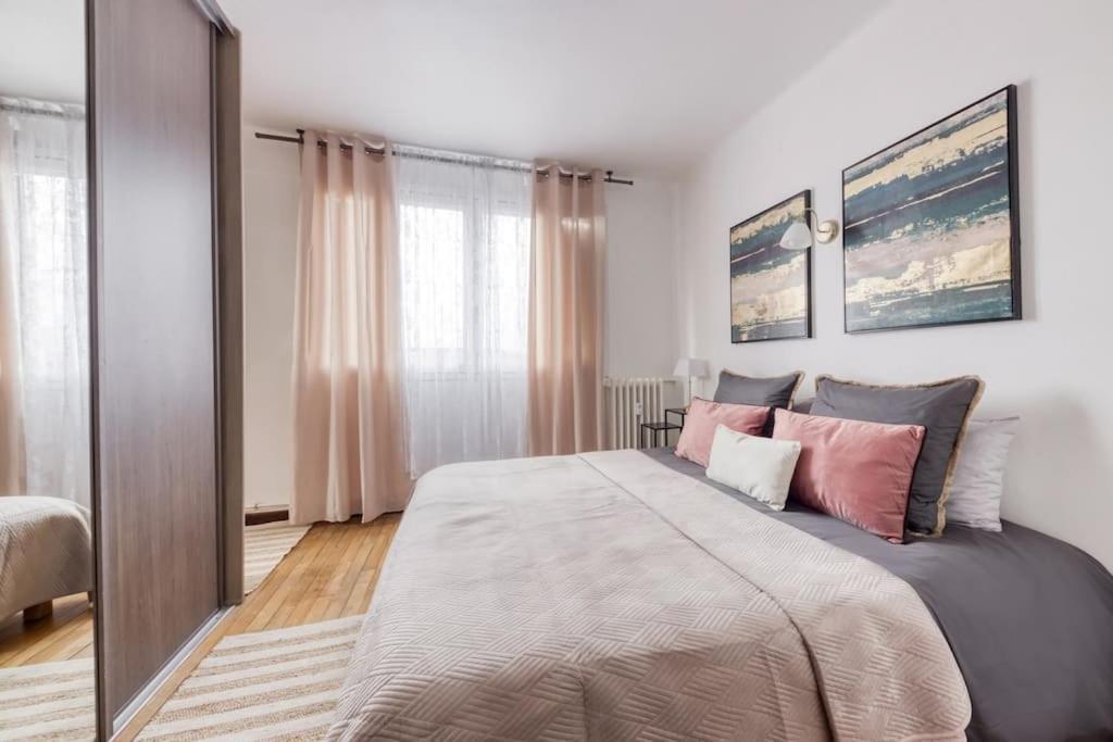 Apartment Le Versaillais Gare/chateau/wifi/netflix Versailles